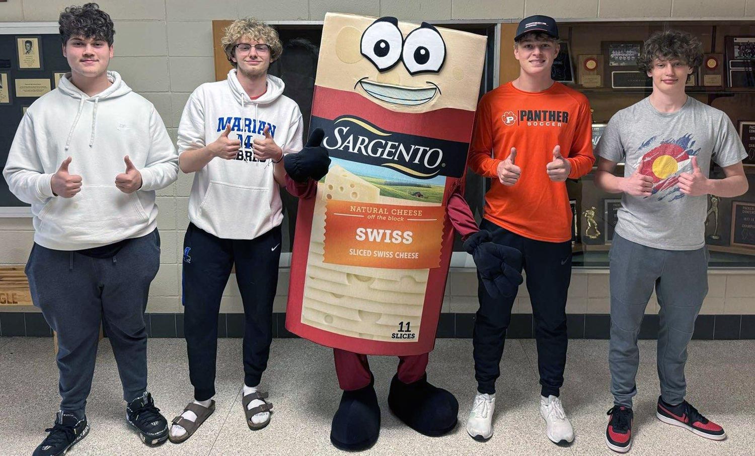organizers with Sargento mascot