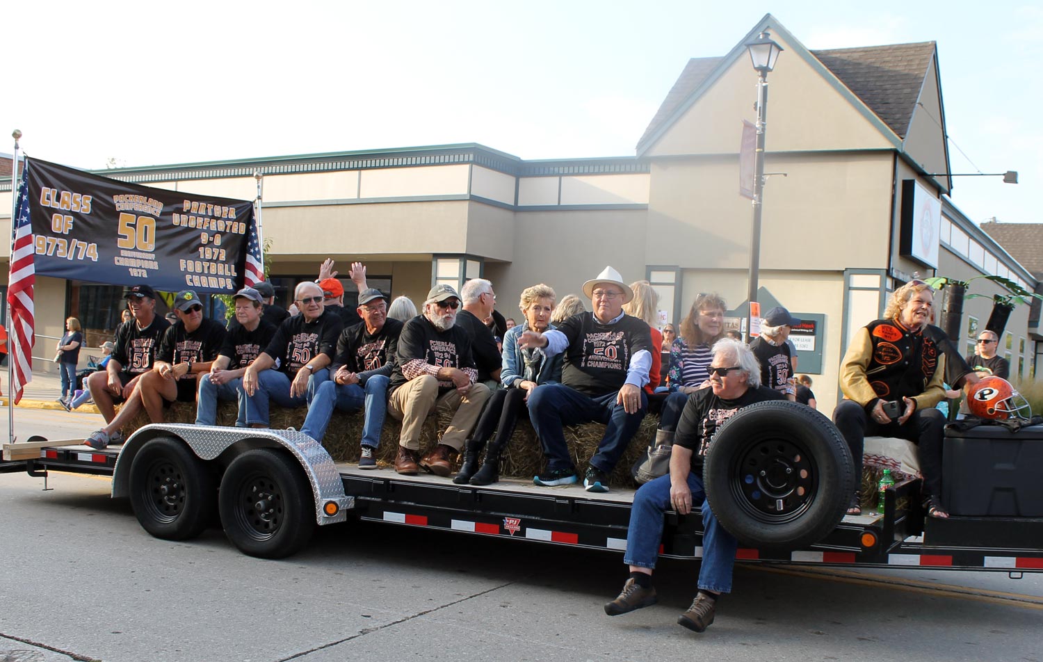 alumni on trailer