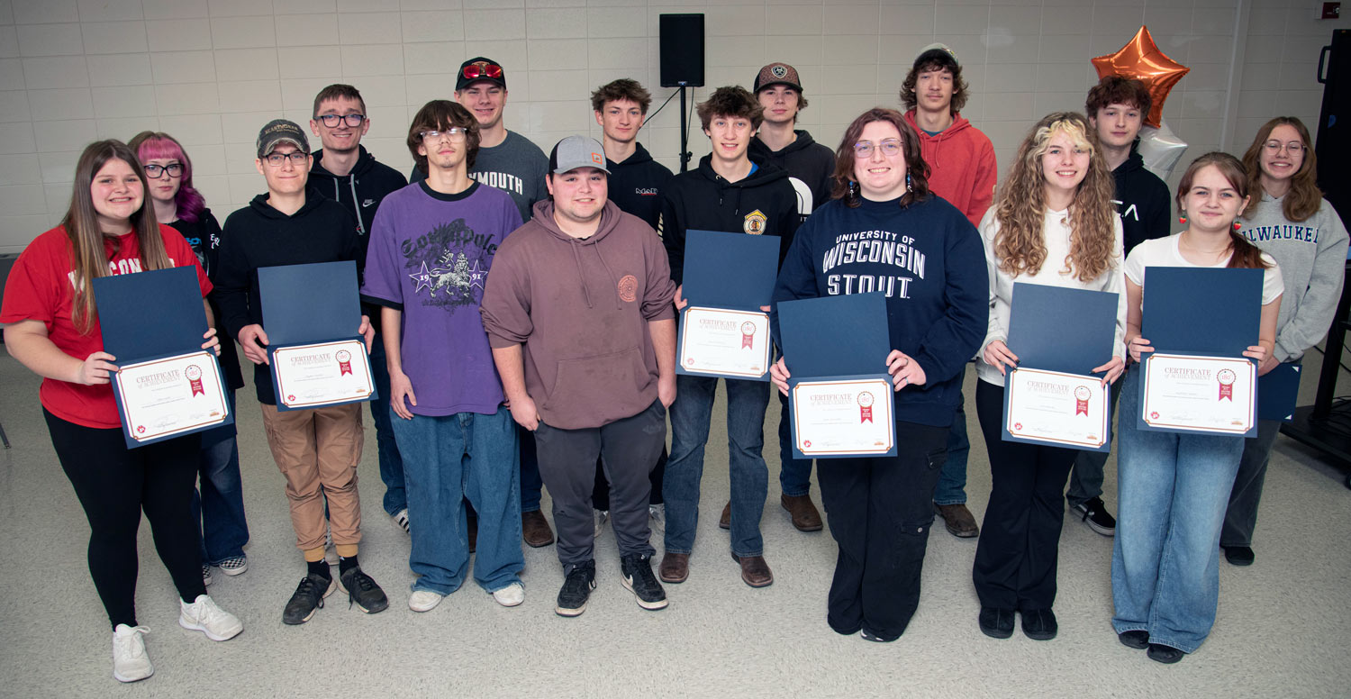 honorees with certificates